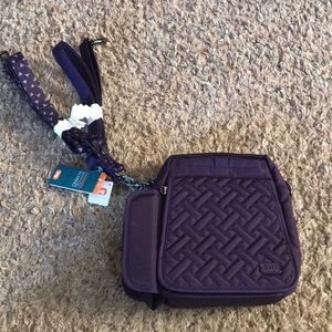 Lug Flapper Purse